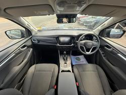 2025 Isuzu
MU-X LS-M