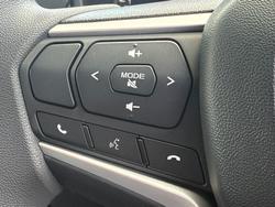 2025 Isuzu
MU-X LS-M