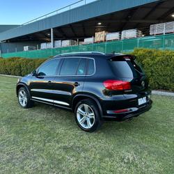 2015 Volkswagen
Tiguan 155TSI R-Line
