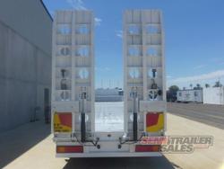 2009 Barker 45FT-70FT Dropdeck Extendable with Ramps