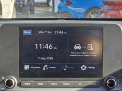 2021 Hyundai KONA 2021 Hyundai KONA ACTIVE (FWD) CONTINUOUS VARIABLE 4D WAGON 4CYL  White
