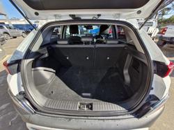 2021 Hyundai KONA 2021 Hyundai KONA ACTIVE (FWD) CONTINUOUS VARIABLE 4D WAGON 4CYL  White