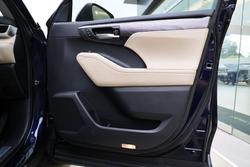 2023 TOYOTA KLUGER GRANDE HYBRID AWD