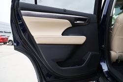 2023 TOYOTA KLUGER GRANDE HYBRID AWD