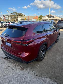 2021 Toyota Kluger GX AXUH78R Red