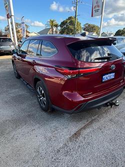 2021 Toyota Kluger GX AXUH78R Red