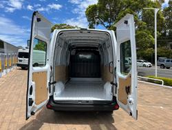 2024 Renault
Master MY25 LWB Pro Automatic with Trade Pack