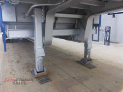 2013 Vawdrey 22 Pallet Dropdeck Road Train Lead