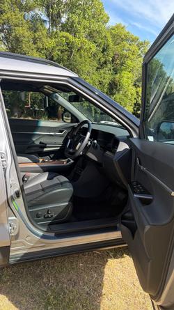 2024 KGM TORRES ULTIMATE