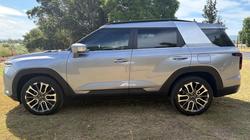 2024 KGM TORRES ULTIMATE