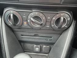 2014 Mazda 2 Maxx