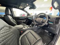 2025 Ford Everest Platinum