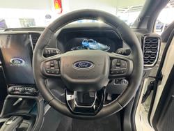 2025 Ford Everest Platinum