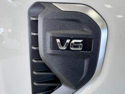 2025 Ford Everest Platinum