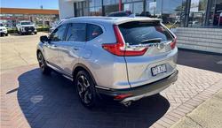 2018 Honda
                CR-V VTi-S