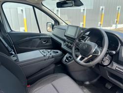 2026 Renault Trafic MY26 SWB Premium with Trade Pack