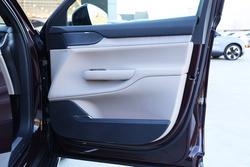 2025 Volvo
EX90 Plus Twin Motor