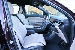 2025 Volvo
EX90 Plus Twin Motor