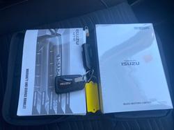 2024 Isuzu MU-X 2024 Isuzu MU-X 4X4  LSU 3.0 L Automatic (UJOR405)