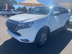 2024 Isuzu MU-X 2024 Isuzu MU-X 4X4  LSU 3.0 L Automatic (UJOR405)