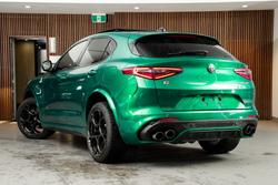 2022 Alfa Romeo Stelvio Quadrifoglio