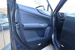2024 Lexus
NX350 NX350 F Sport 2.4L T Petrol Automatic Wagon 2M01850 001