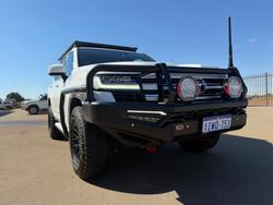 2023 Toyota LANDCRUISER VX White