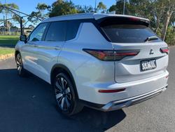 2025 Mitsubishi ZM2P46 ZM Outlander ASPIRE 2.5L CVT 2WD 7ST WHITE DIAMOND