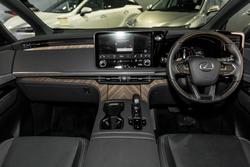 2024 Lexus LM350h Sports Luxury 2WD