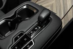 2024 Lexus LM350h Sports Luxury 2WD