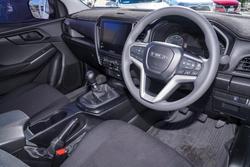 2025 Isuzu D-MAX SX High Ride