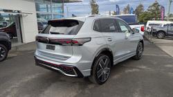 2026 VOLKSWAGEN Tiguan R-LINE