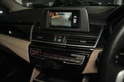 2016 BMW
2 Series 218i Luxury Line