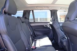 2025 Volvo XC90 Ultra B5 Dark