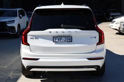 2025 Volvo XC90 Ultra B5 Dark