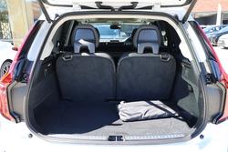 2025 Volvo XC90 Ultra B5 Dark