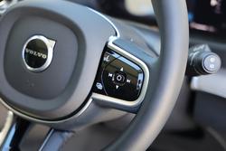 2025 Volvo XC90 Ultra B5 Dark