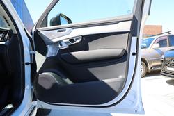 2025 Volvo XC90 Ultra B5 Dark