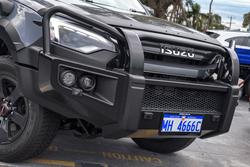 2024 Isuzu
D-MAX X-TERRAIN