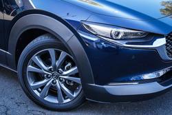 2022 MAZDA
                CX-30 G25 ASTINA (FWD)