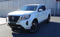 2025 Nissan Navara ST-X