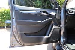 2022 Isuzu MU-X LS-M