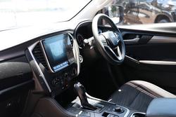 2022 Isuzu MU-X LS-M