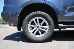 2022 Isuzu MU-X LS-M