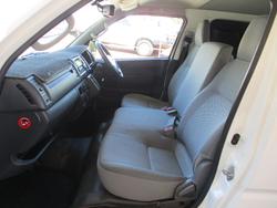 2015 Toyota Hiace KDH201R White