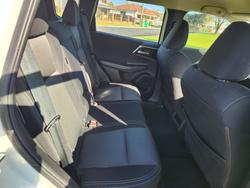 2023 Mitsubishi Outlander ES