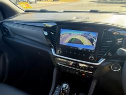 2025 Isuzu MU-X LS-T