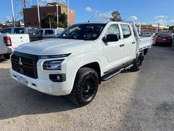 2024 MITSUBISHI
                Triton GLX