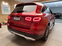2022 MERCEDES-BENZ
GLC 300 4MATIC