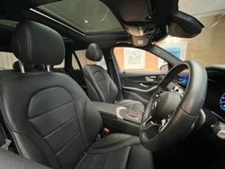 2022 MERCEDES-BENZ
GLC 300 4MATIC